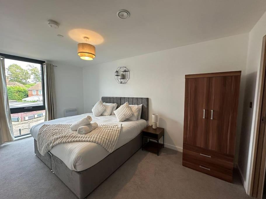 Stylish Central York Apartment Free Parking & Gym Екстер'єр фото